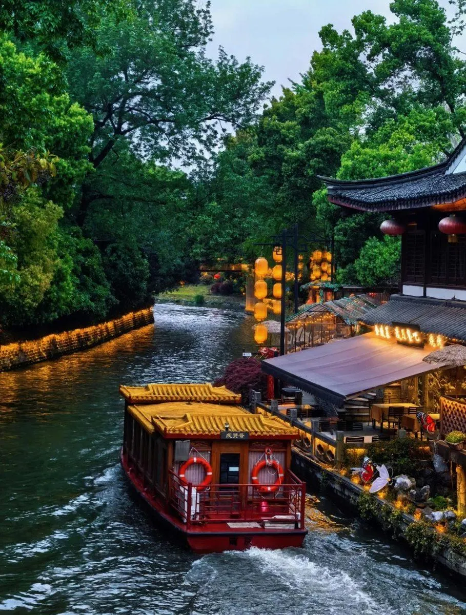 Confucian Temple area beside the Qinhuai River in Nanjing