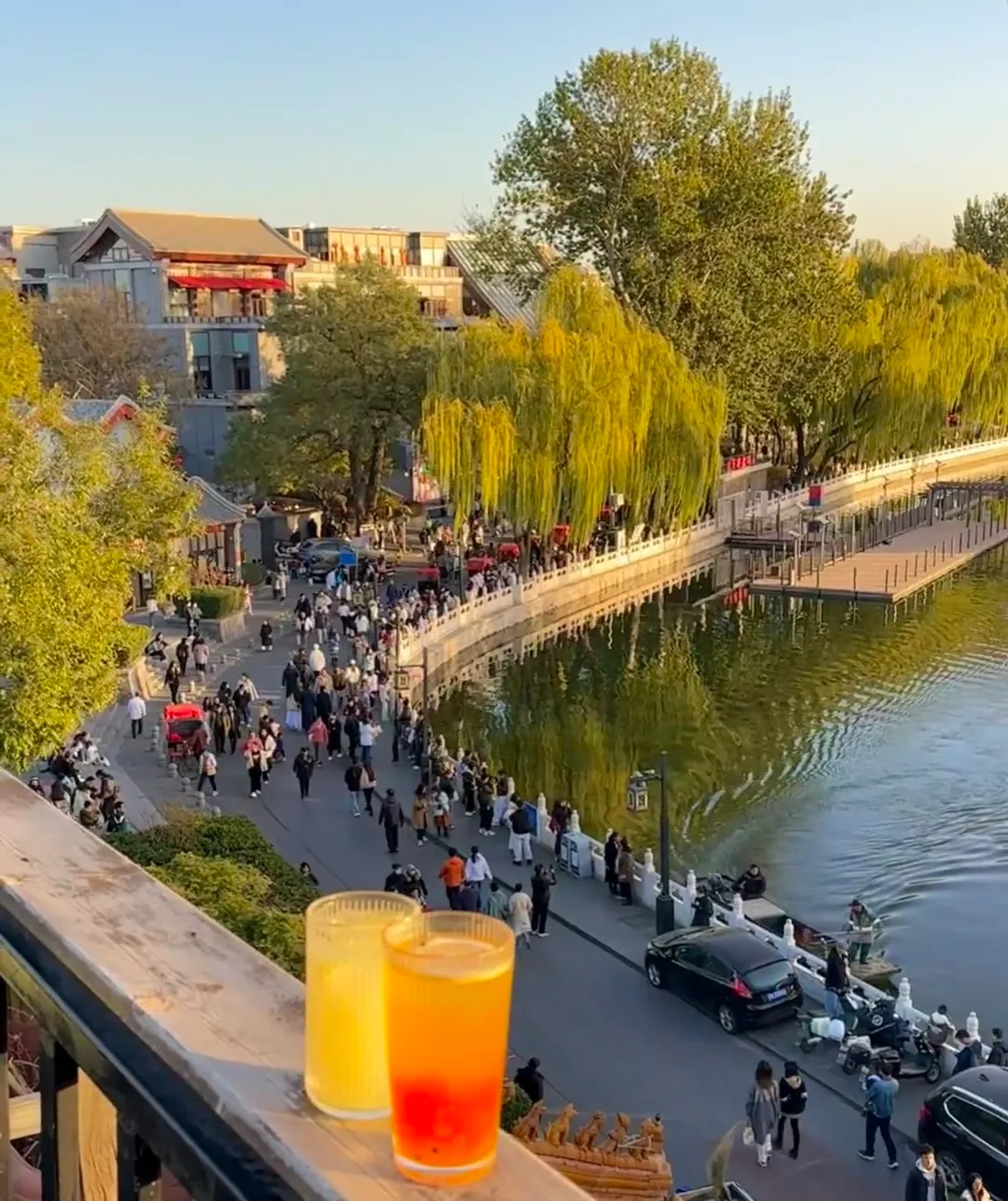 Evening scene around Shichahai
