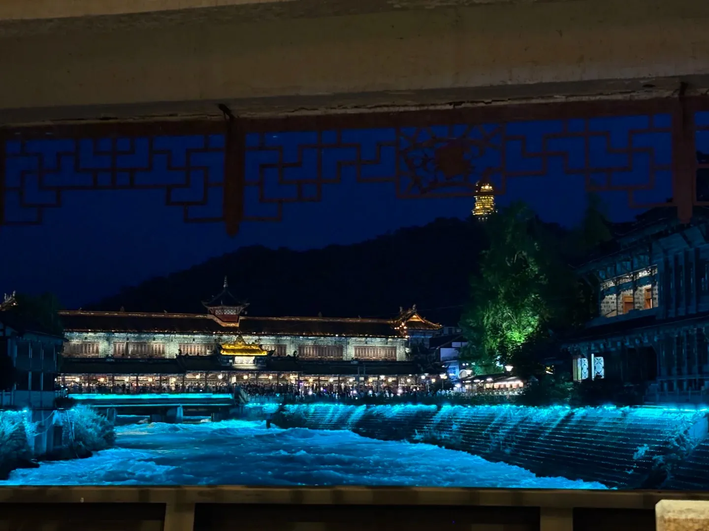 The Anlan Suspension Bridge and riverside scenery at Dujiangyan