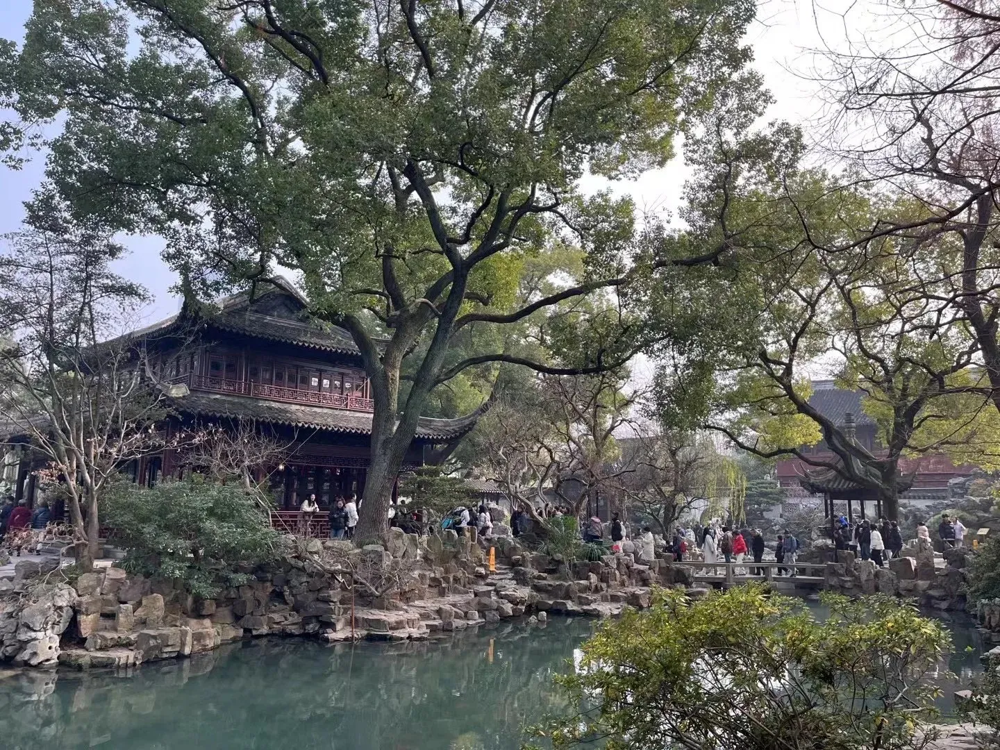 Koi pond and pavilion inside Yu Garden